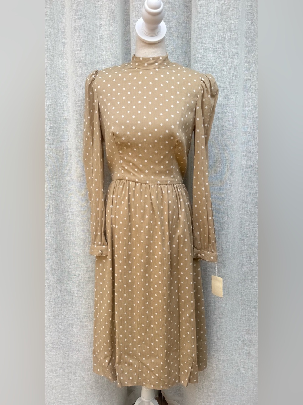 Vintage NWT Mariko tan white polka dots long sleeve dress